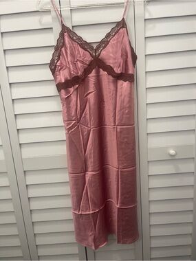 Red Envelope Dusty Pink Silk Retro Lingerie Gown with Darker Lace Trim Size M